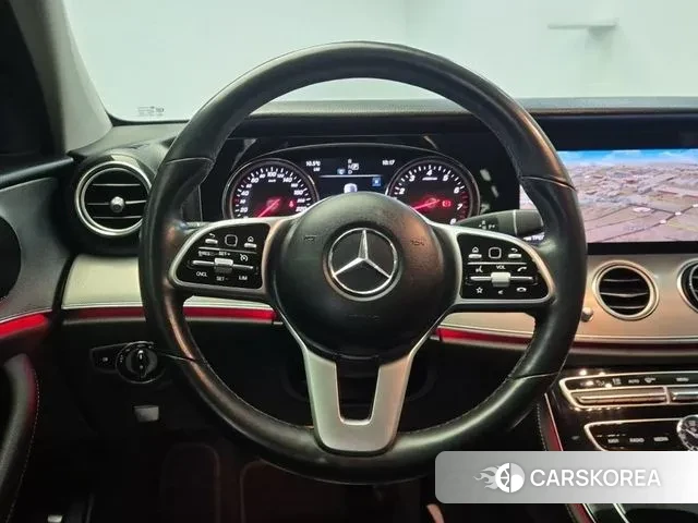 Mercedes-Benz E-Class W213 id 3480208 из Кореи 19