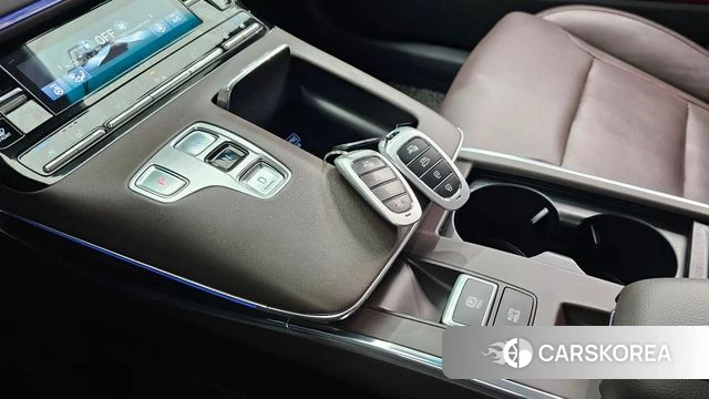 Hyundai The New Grandeur IG id 4435205 из Кореи 31