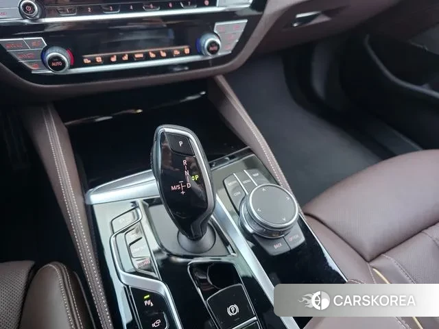 BMW 5 Series (G30) id 3338699 из Кореи 19