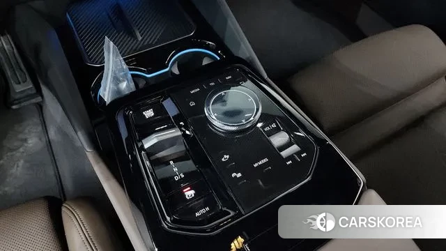 BMW 5 Series (G60) id 3533183 из Кореи 16