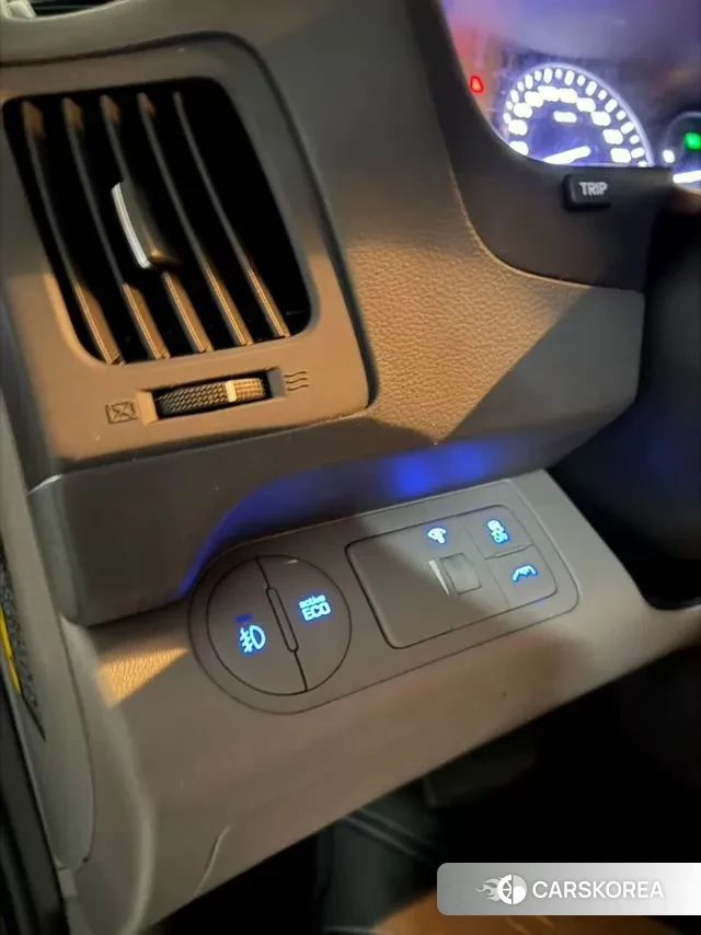 Hyundai The New Grand Starex id 3599175 из Кореи 17