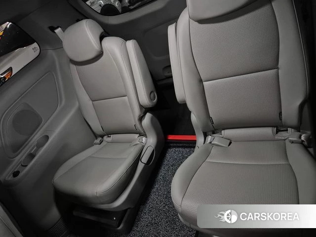 Kia The New Carnival id 4595456 из Кореи 16