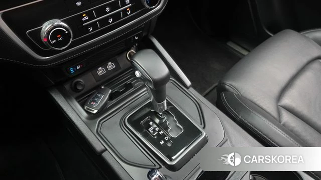 Ssangyong The New Rexton Sports Cannes id 4178600 из Кореи 19