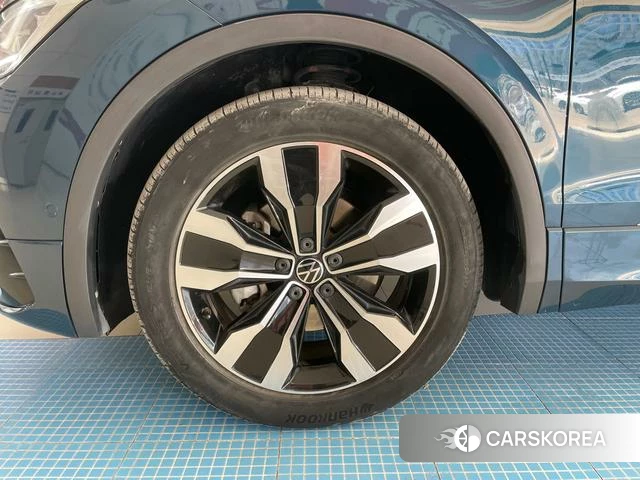 Volkswagen Tiguan L id 4258159 из Китая 30