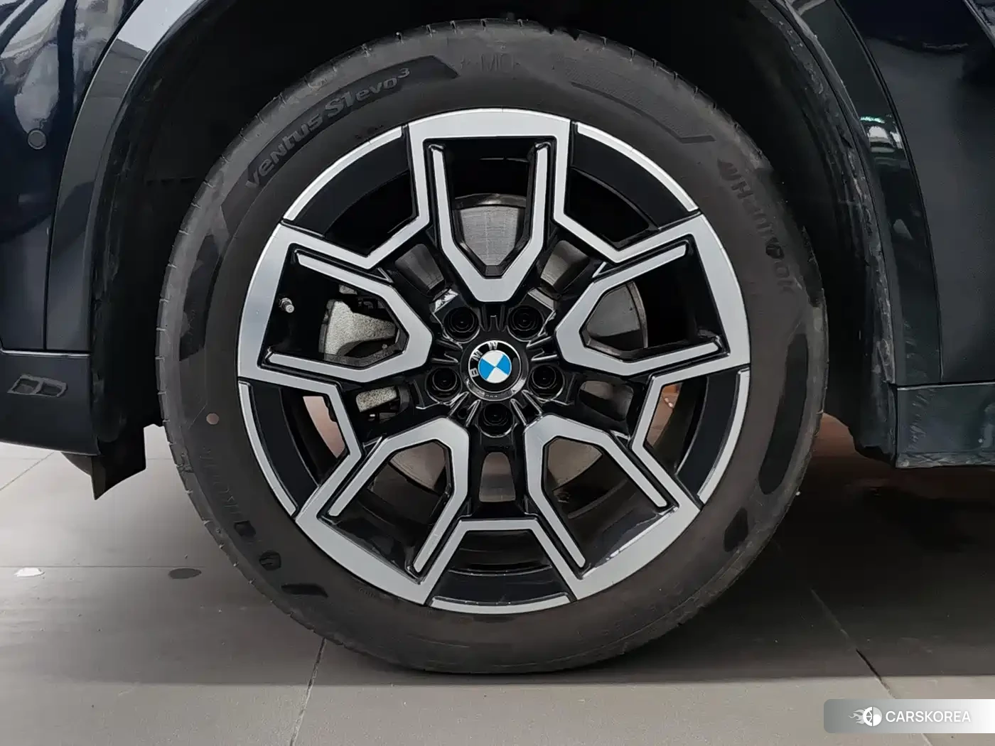 BMW X1 id 4685946 из Китая 15