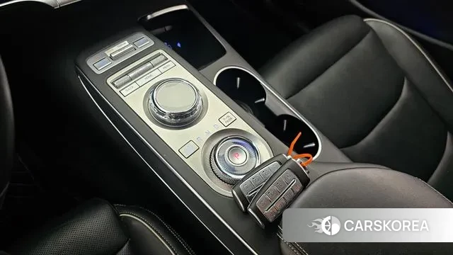 Genesis GV70 id 2990250 из Кореи 19