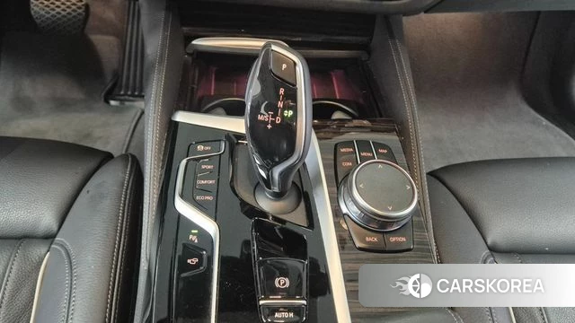 BMW 5 Series (G30) id 4388528 из Кореи 19
