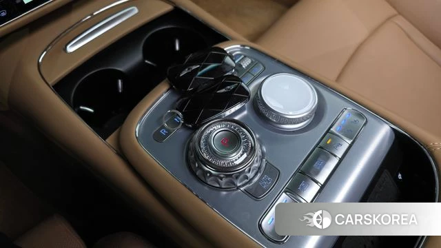 Genesis G90 (RS4) id 3902678 из Кореи 19