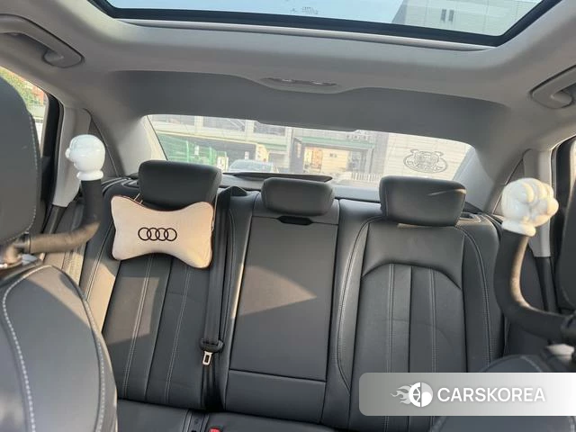 Audi A4L id 4299761 из Китая 20