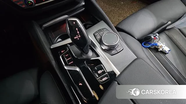 BMW 5 Series (G30) id 3058483 из Кореи 19