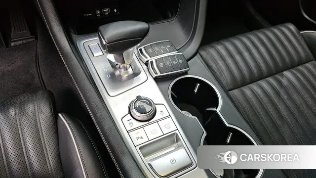 Genesis G70 id 3244102 из Кореи 19