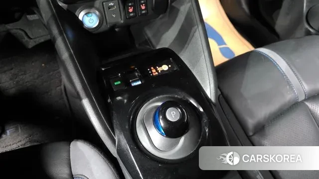 Nissan Leaf (ZE1) id 3449458 из Кореи 19