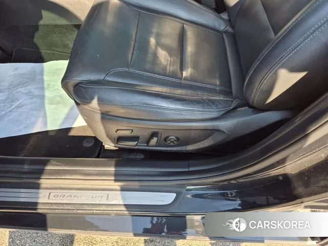 Hyundai The New Grandeur IG id 3391125 из Кореи 18