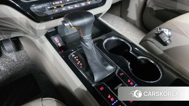 Kia The New Carnival id 4543711 из Кореи 31