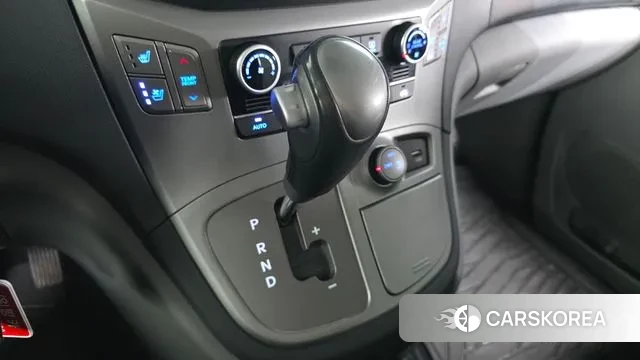 Hyundai The New Grand Starex id 3344699 из Кореи 19