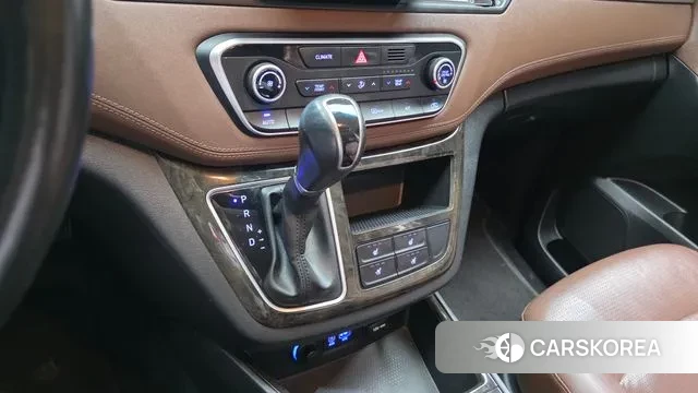 Hyundai The New Grand Starex id 3380059 из Кореи 19