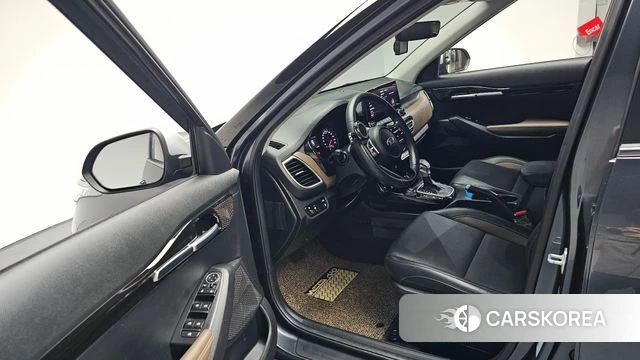 Kia Seltos id 4196290 из Кореи 33