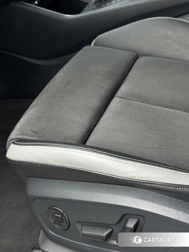 Audi Q3 id 4320684 из Китая 27