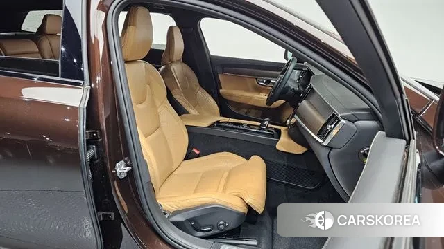 Volvo V90 Cross-Country id 3373949 из Кореи 19