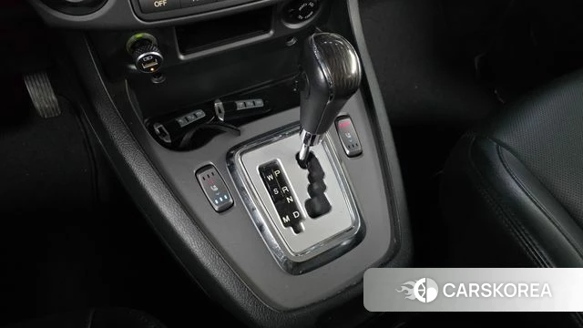 Ssangyong Korando Turismo id 3845621 из Кореи 19