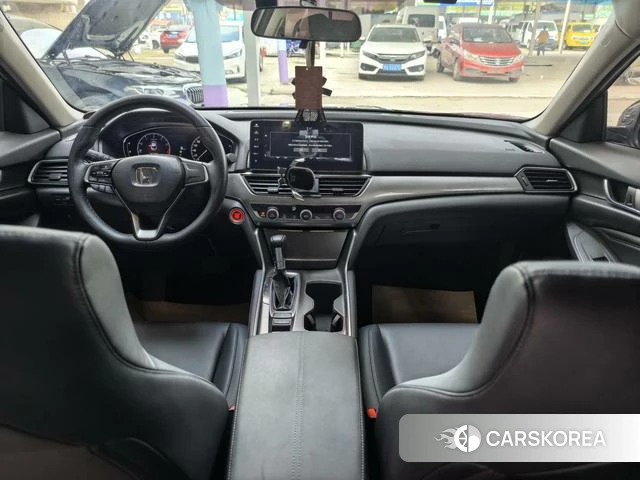 Honda Accord id 4213057 из Китая 14