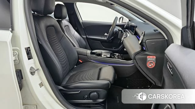 Mercedes-Benz A-Class W177 id 3866733 из Кореи 17