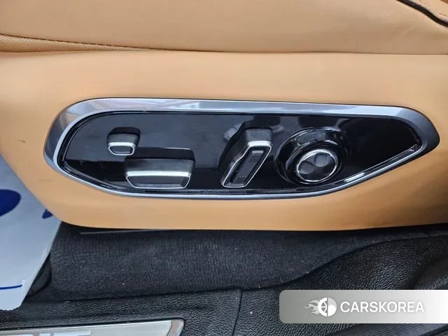 Jeep Grand Cherokee (WL) id 3131858 из Кореи 18