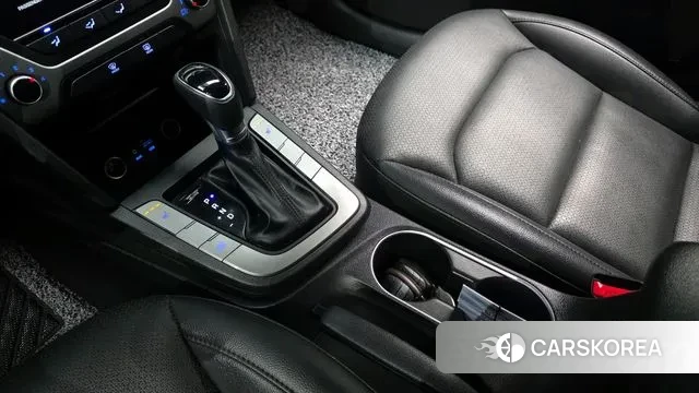 Hyundai Avante AD id 2995658 из Кореи 19