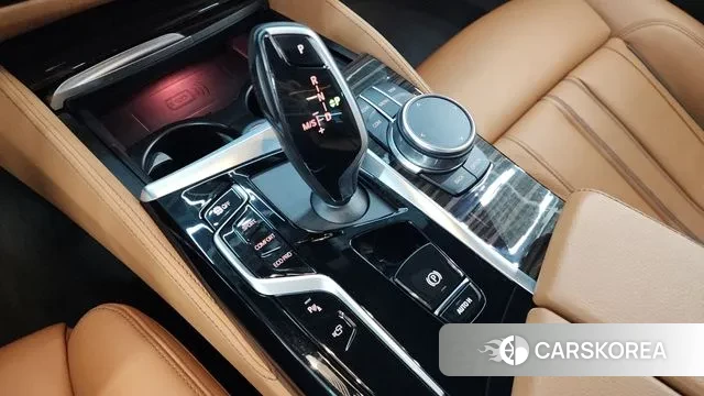 BMW 5 Series (G30) id 3453792 из Кореи 19