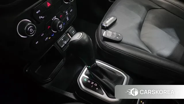 Jeep Renegade id 3598971 из Кореи 19