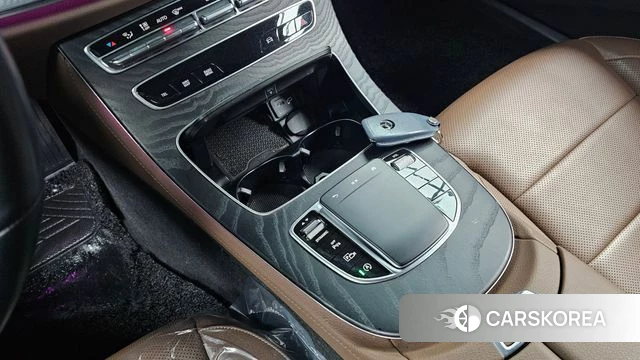 Mercedes-Benz E-Class W213 id 3807138 из Кореи 19