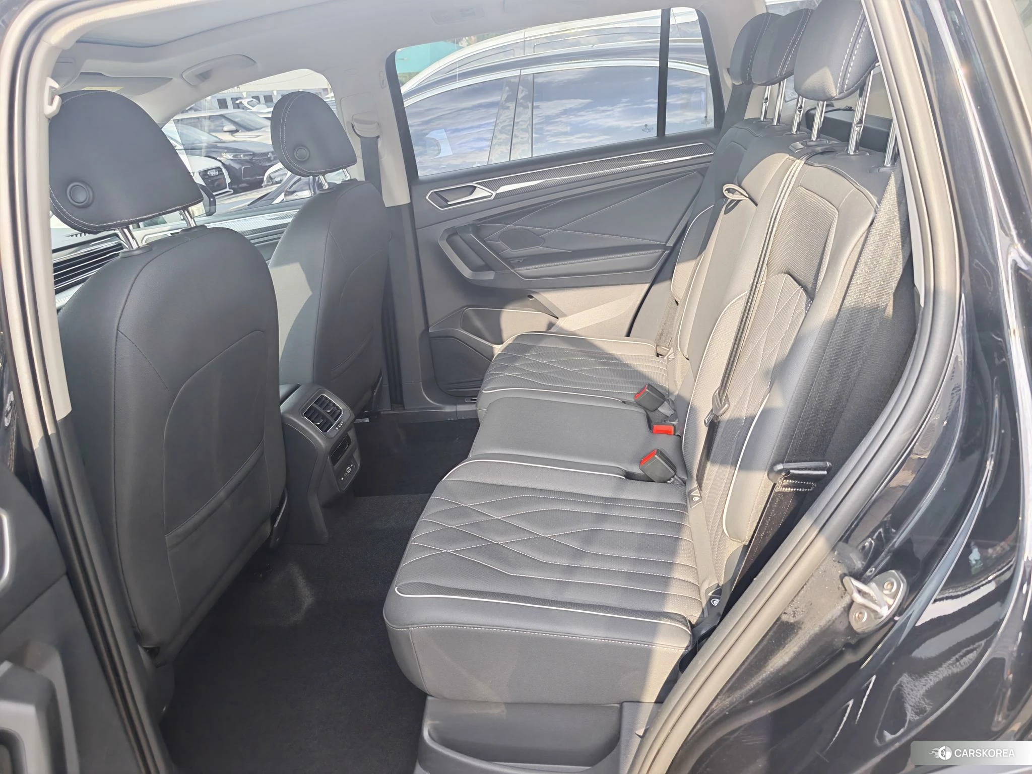 Volkswagen Tiguan L id 4512522 из Китая 10