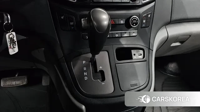 Hyundai The New Grand Starex id 3636081 из Кореи 19