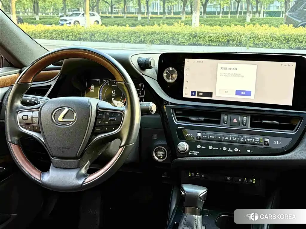 Lexus ES id 4546029 из Китая 18