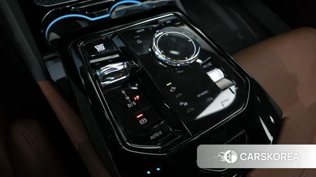 BMW 5 Series (G60) id 3882772 из Кореи 19