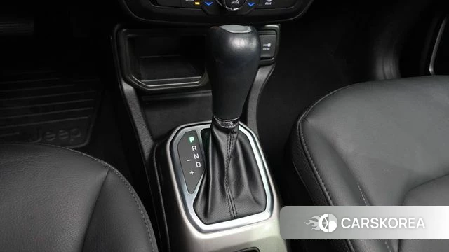 Jeep Renegade id 4415688 из Кореи 19
