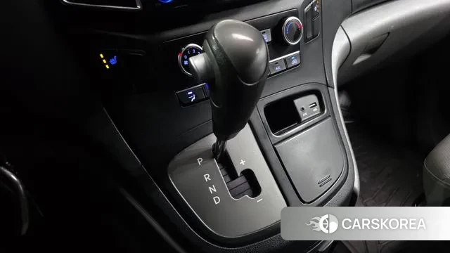 Hyundai The New Grand Starex id 3465121 из Кореи 19