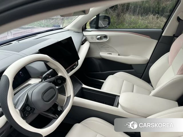 Lynk 06 EM-P id 4219710 из Китая 14