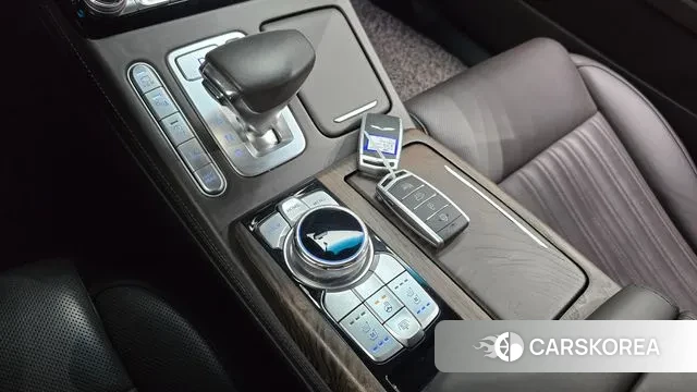 Genesis G90 id 2985026 из Кореи 19