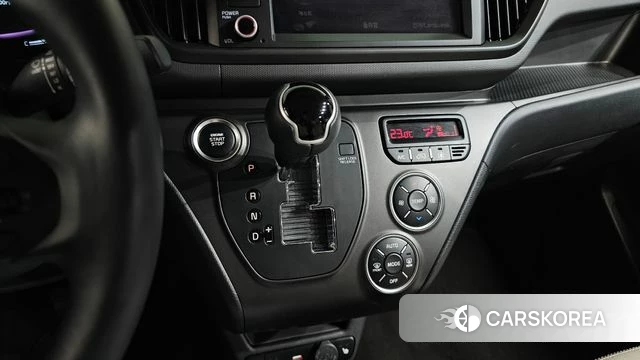 Kia The New Kia Ray id 3940592 из Кореи 19