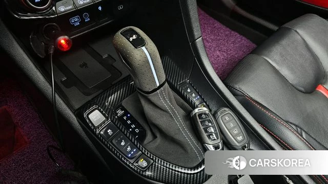 Hyundai Veloster (JS) id 3828583 из Кореи 19