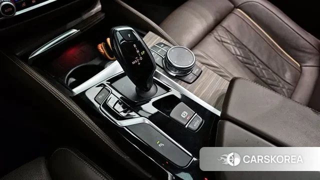 BMW 5 Series (G30) id 3029416 из Кореи 19