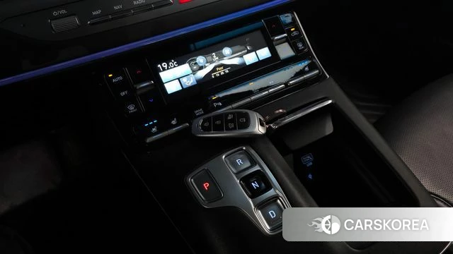 Hyundai The New Grandeur IG Hybrid id 3877790 из Кореи 19