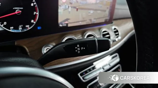 Mercedes-Benz E-Class W213 id 3666773 из Кореи 19