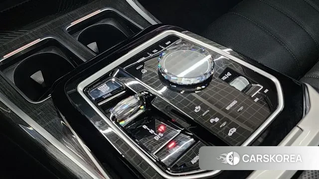 BMW 7 Series (G70) id 3700917 из Кореи 19