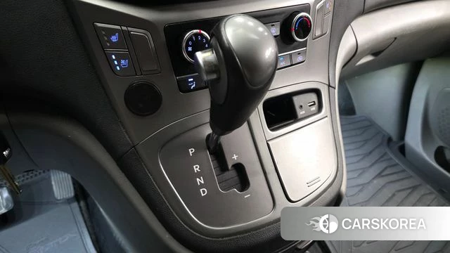 Hyundai The New Grand Starex id 4764798 из Кореи 19