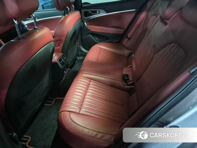 Genesis The New G70 id 4344618 из Кореи 19