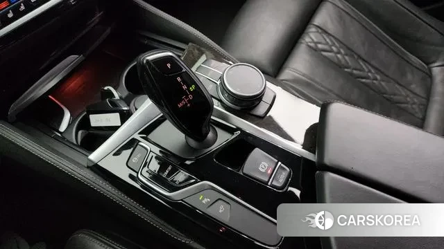 BMW 5 Series (G30) id 3429347 из Кореи 19