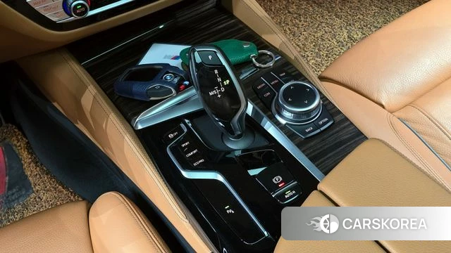 BMW 5 Series (G30) id 4303266 из Кореи 19