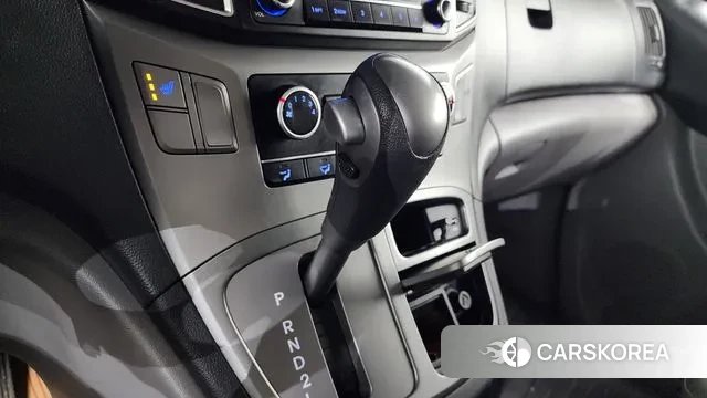 Hyundai The New Grand Starex id 3651635 из Кореи 19